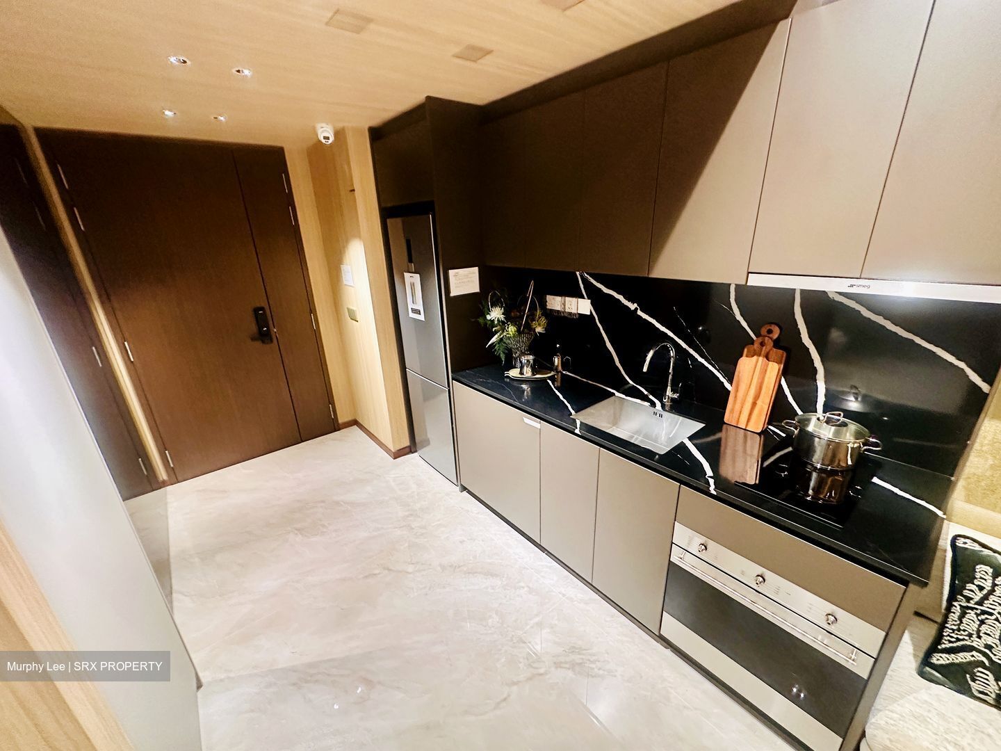 Marina Gardens Lane (D1), Condominium #448433051